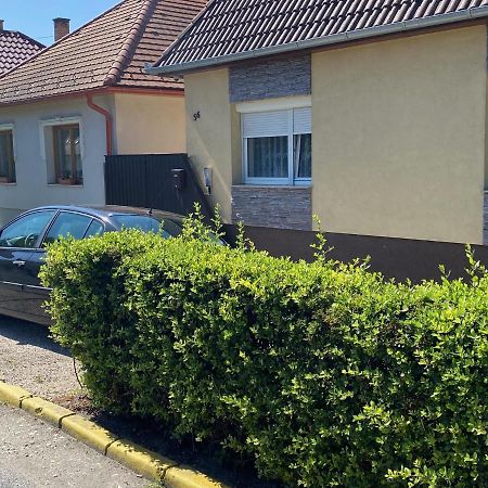 فيلا House Damado Deluxe Otteveny المظهر الخارجي الصورة